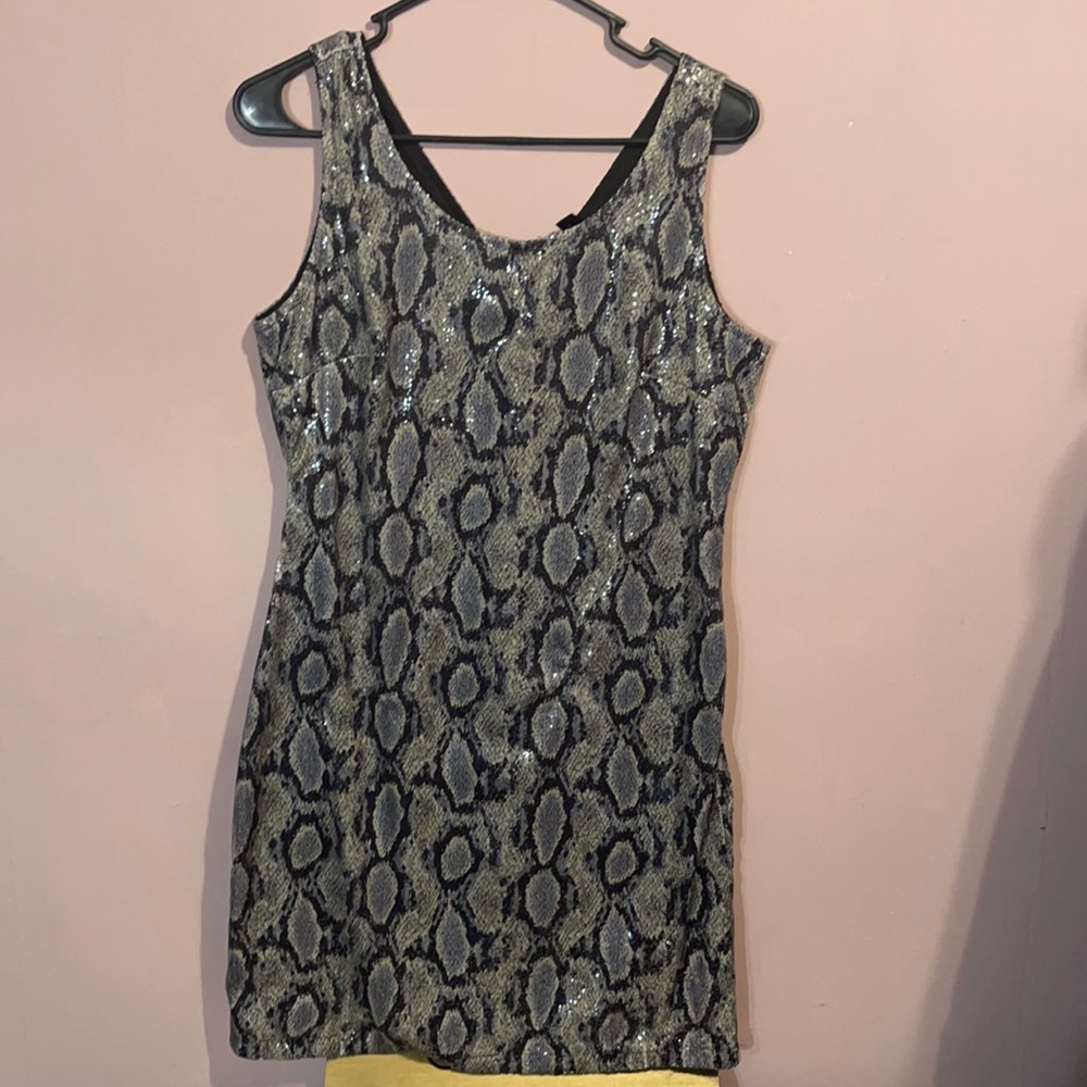 Forever 21 Snake Skin Sequin Mini Dress NWT! Medium